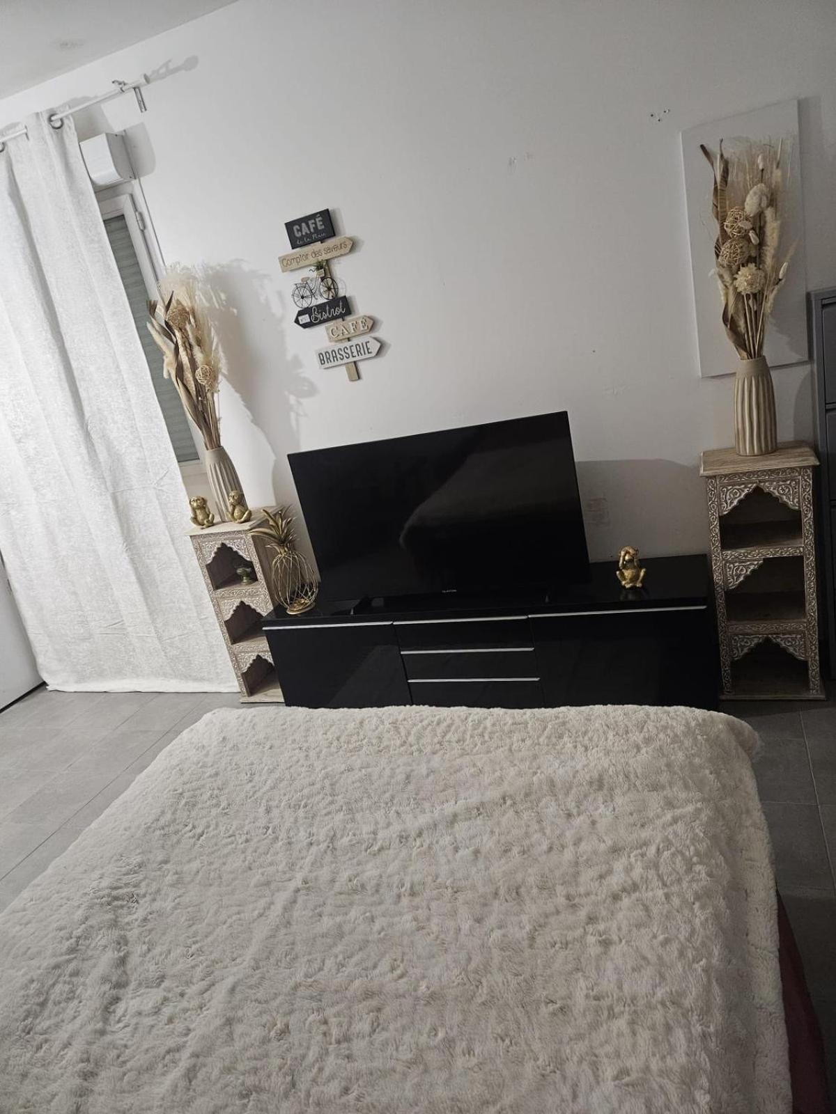 Studio A 2 Arret De Paris Pierrefitte-sur-Seine Exteriér fotografie